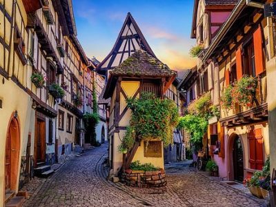 Riquewihr – a “gingerbread” world of colorful dough