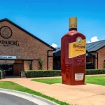 bundaberg-queensland-australia-december-5-600nw-2445034489