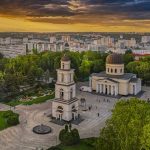 Catedrala-si-Clopotnita-1-e1638435096460