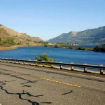 1050_columbiarivergorge The Columbia River Gorge Scenic Highway – a route of waterfalls and panoramas