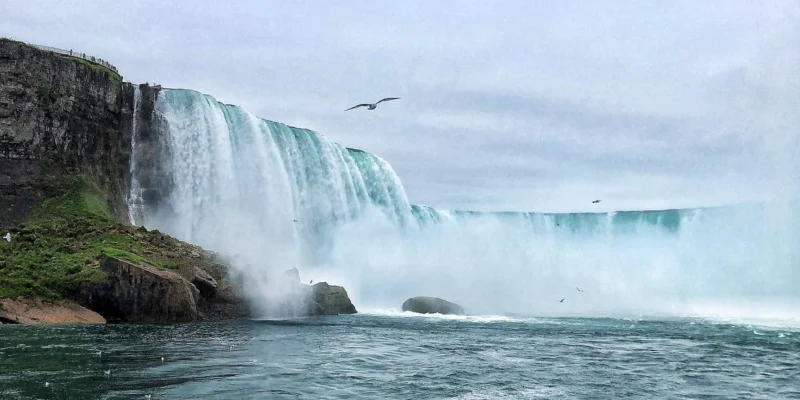 Niagara Falls: The Ultimate Travel Guide to One of the World’s Most Powerful Waterfalls