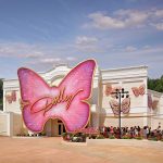 Dollywood: The Ultimate Travel Guide to Tennessee’s Famous Theme Park