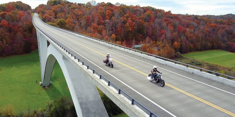 Natchez Trace Parkway: The Ultimate Travel Guide to a Historic Scenic Drive in the American South