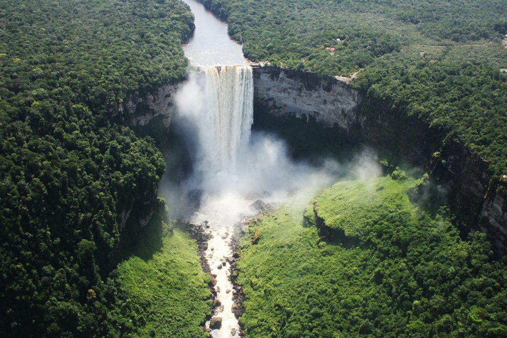 Kaieteur Falls: The Ultimate Travel Guide to the World’s Greatest Hidden Waterfall 1 Kaieteur Falls: The Ultimate Travel Guide to the World’s Greatest Hidden Waterfall