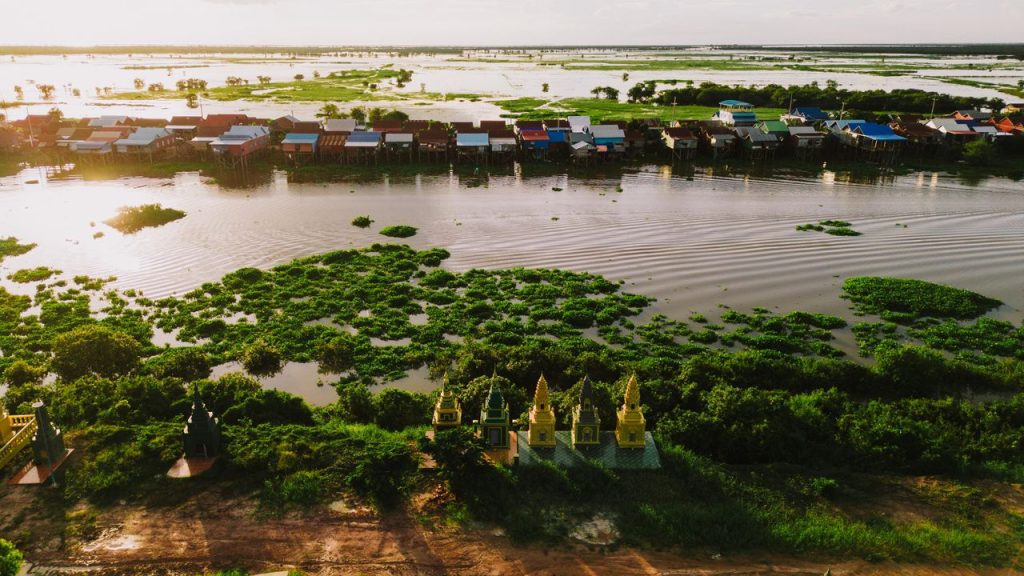 Tonle Sap: The Ultimate Travel Guide to Cambodia’s Miraculous Floating World 1 Tonle Sap: The Ultimate Travel Guide to Cambodia’s Miraculous Floating World